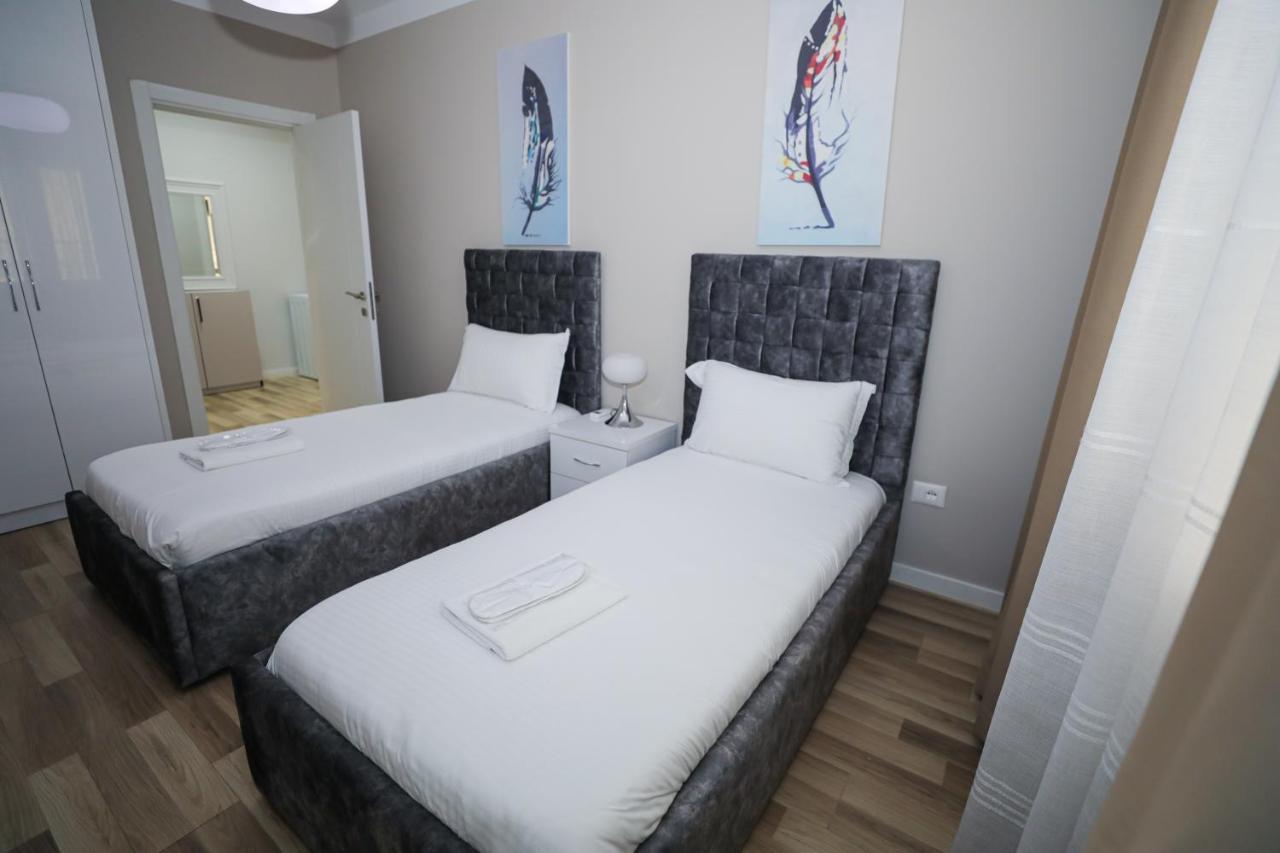 טיראנה Miku Apartment -Outstanding Apartment At Taiwan מראה חיצוני תמונה