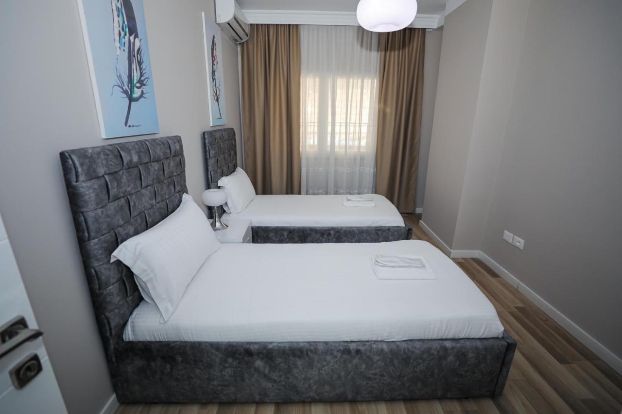 טיראנה Miku Apartment -Outstanding Apartment At Taiwan מראה חיצוני תמונה