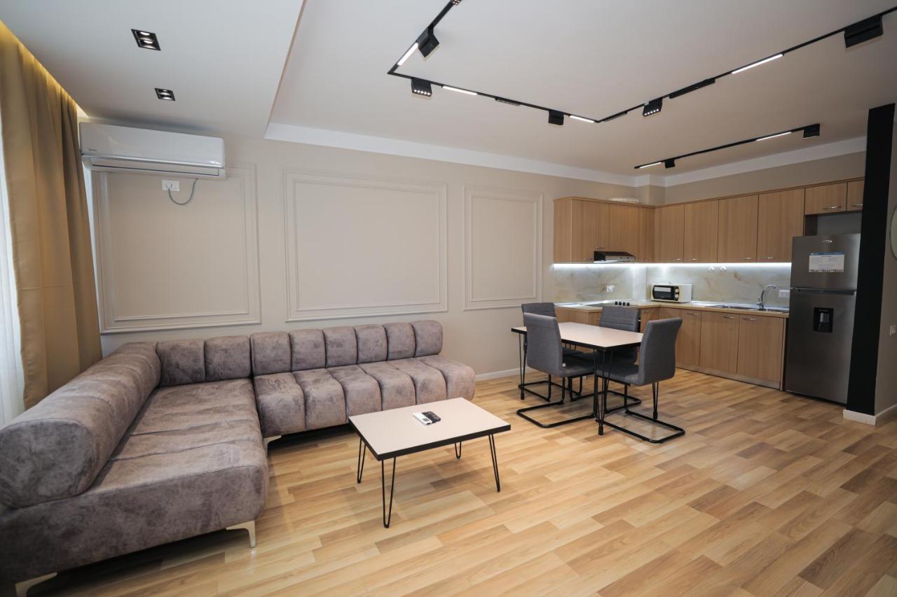טיראנה Miku Apartment -Outstanding Apartment At Taiwan מראה חיצוני תמונה
